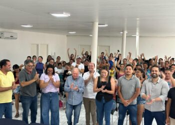 Prefeito Dr. Pedro Alves participa de reunião da COOPERCASA sobre empreendimento do programa MCMV em Iguaracy