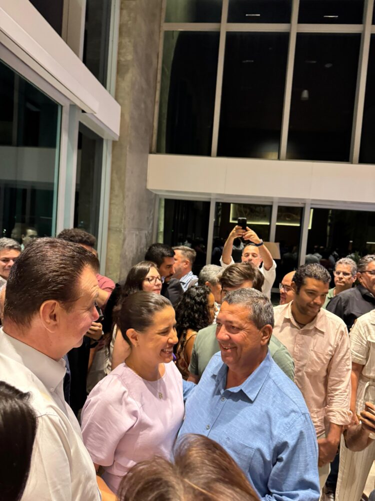 Zeinha Torres participou de ato de filiação ao PSD ao lado de grandes lideranças estaduais e nacionais