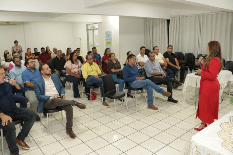 SENAI e Prefeitura de Afogados promovem encontro sobre desenvolvimento industrial