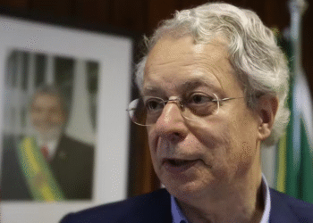 Próximo papa ‘tende a ser de centro à direita’, diz Frei Betto