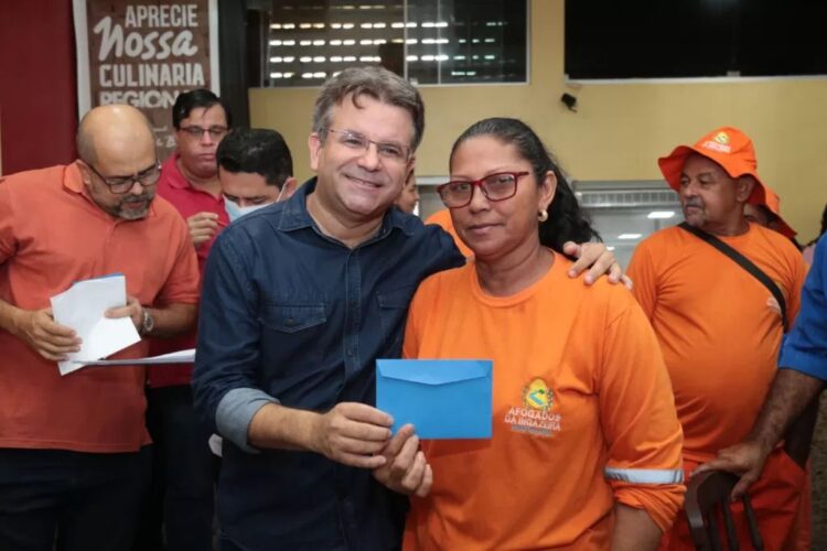 Prefeitura de Afogados vai entregar novos fardamentos e EPI,s aos garis