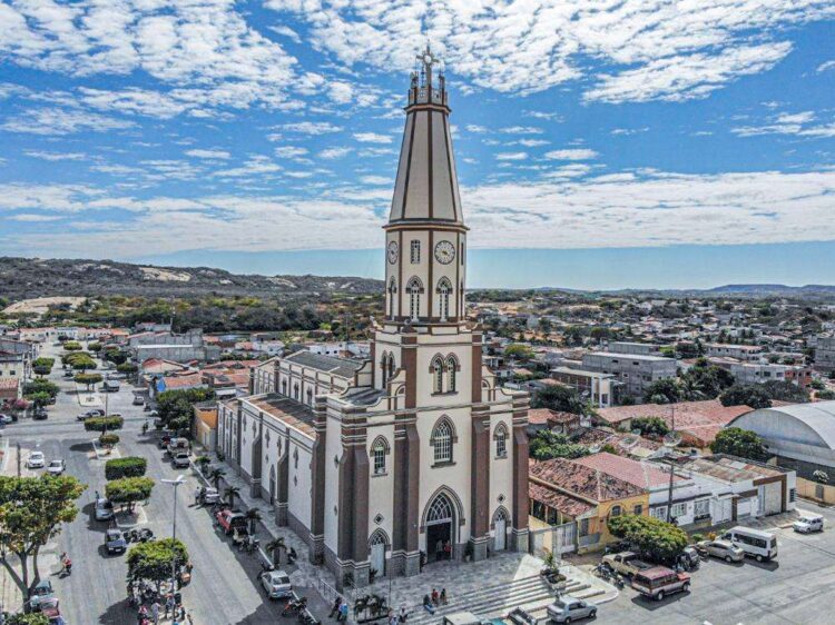 Tragédia no Dia das Mães: Criança perde a vida após ser atingida por disparo de espingarda em Itapetim