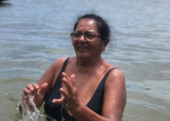 Mulher morre em acidente de moto em Tuparetama