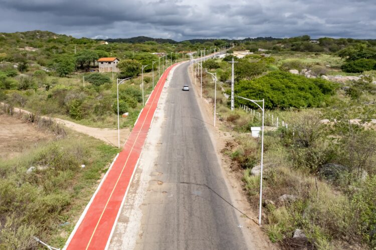 Prefeitura de Itapetim inicia obra de iluminação em LED entre a Vila das Crianças e o Hospital
