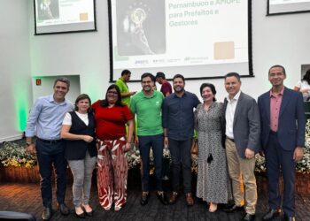 Prefeito de Iguaracy Dr. Pedro Alves é representado pelo Vice-Prefeito Marcos Melo em reunião com Neoenergia