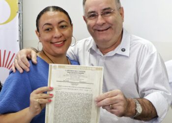 Moradia Legal: Prefeitura de Arcoverde entrega 20 títulos de propriedade e anuncia regularização de mais 140 imóveis