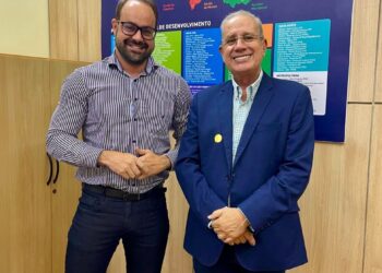 Sávio Torres apresenta demandas do Pajeú em reunião na Casa Civil