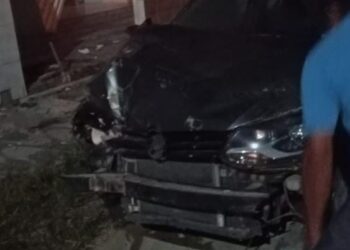 Exclusivo: veículo em alta velocidade invade residência em Afogados da Ingazeira e por pouco não causa tragédia