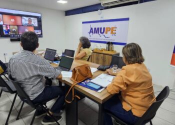 Em reunião, Diretoria da Amupe discute congresso, segurança, previdência e Compesa