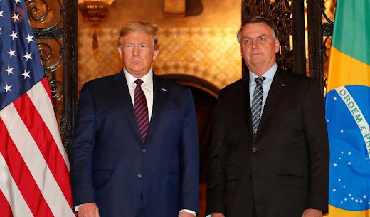 Bolsonaro comemora manifestação de Trump em sua defesa