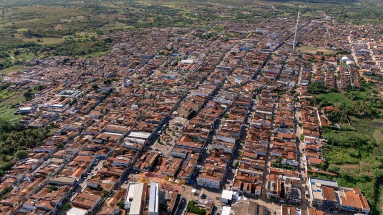 Prefeitura de Tabira realiza pagamento de salários de junho com injeção de mais de R$ 5 milhões na economia local