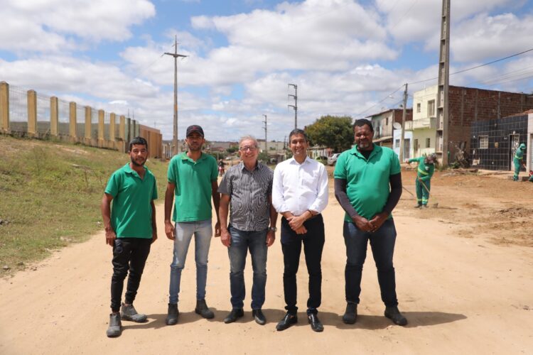 Tabira: Flávio Marques assina Ordem de Serviço para pavimentação da Rua João Salvino Liberal nesta sexta-feira (8)