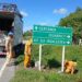 DER-PE instala placas no trevo que liga Iguaracy a Jabitacá, na divisa com Albuquerque Né, a pedido do prefeito Dr. Pedro Alves