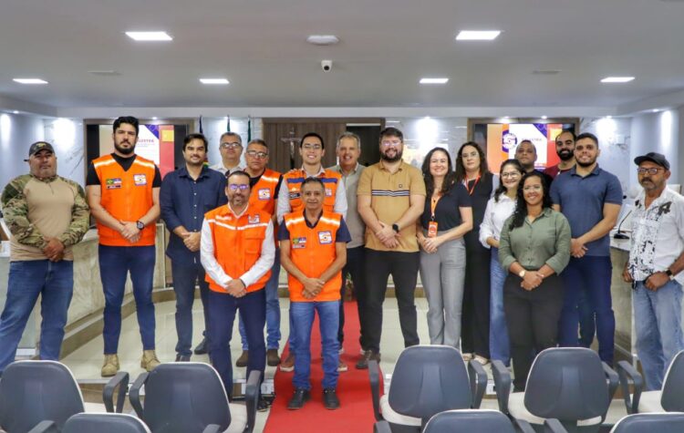 Reunião na Câmara Municipal de Arcoverde debate papel da Defesa Civil na sociedade