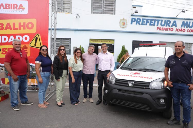 Prefeitura de Tabira entrega 4ª ambulância zero km em apenas 8 meses. Emenda foi do saudoso deputado estadual José Patriota