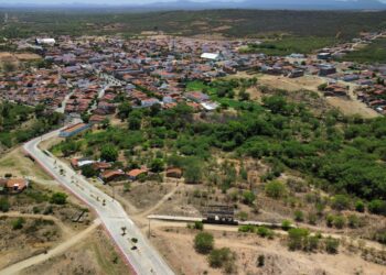 Prefeito Dr. Pedro Alves, comemora inclusão de Iguaracy no MCMV com 25 novas moradias