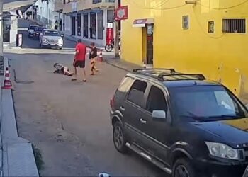 Veículo atropela mulher no Centro de Afogados da Ingazeira