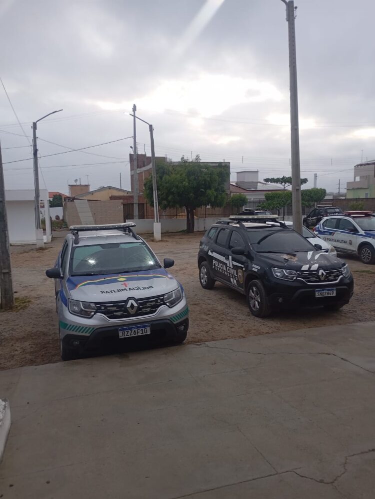 Polícia recupera moto tomada de assalto em Afogados da Ingazeira