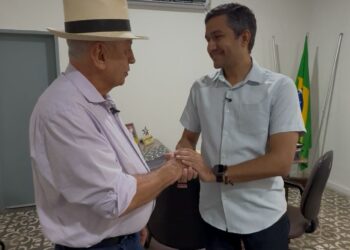 Prefeito de Tabira recebe empresário do Grupo Pajeú Nordeste que anuncia investimento de R$ 13 milhões e mais de 130 empregos para a cidade