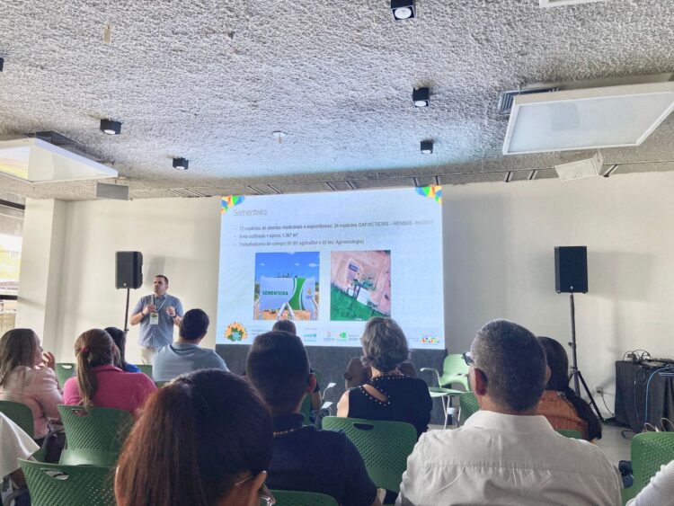 Prefeitura de Afogados apresentou programa Farmácia Viva em congresso de secretários de saúde