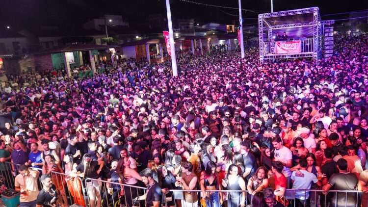 Encerramento da 30ª Festa de Zé Dantas bate recorde de público