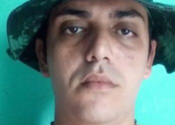 Homem é assassinado a tiros no Centro de Flores