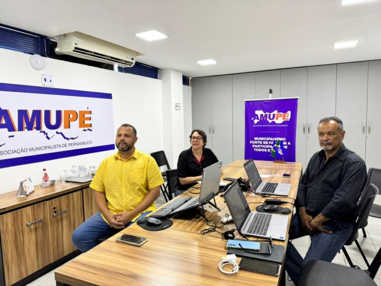 Amupe reúne mais de 150 participantes em webinar sobre Emendas Especiais