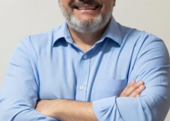 Prefeito Dr. Pedro Alves anuncia Carlos Valadares para a Secretaria de Administração de Iguaracy