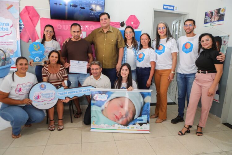 Afogados: bebê prefeito recebeu chave da cidade e kit enxoval