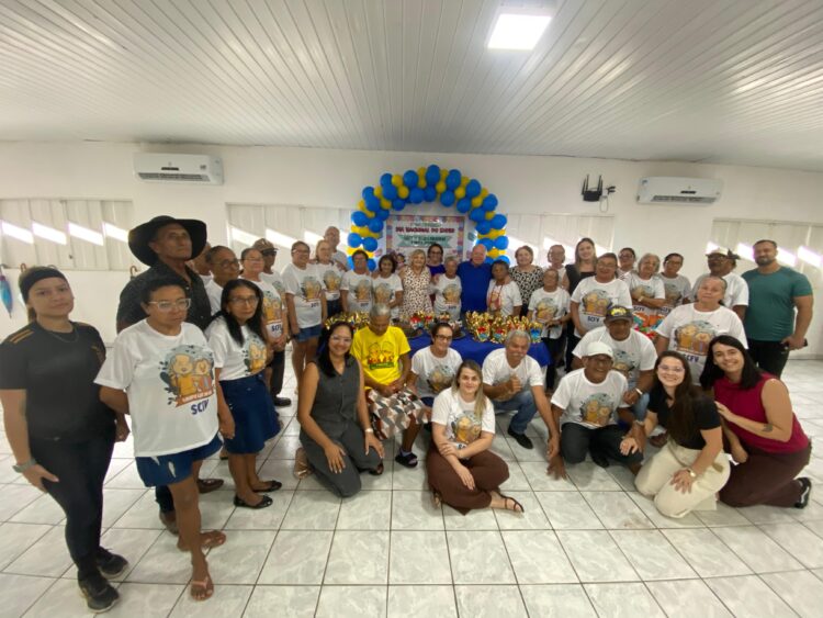 Prefeitura de Iguaracy realizou confraternização em homenagem ao Dia da Melhor Idade
