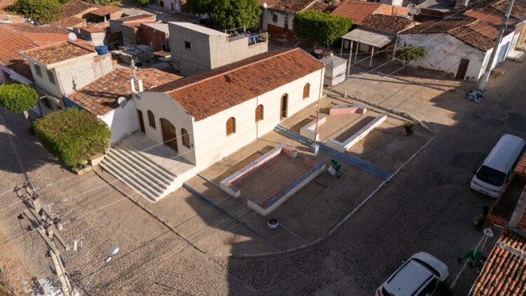 Prefeitura de Tabira dá ordem de serviço para construção de nova praça no Bairro Vitorino Gomes, nesta sexta (31)