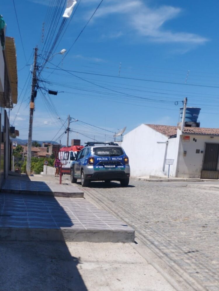 Homem é esfaqueado na manhã deste domingo em Afogados da Ingazeira