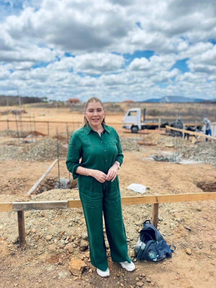 Obras do Lar do Idoso Maria Edméia Martins Santana avançam em Flores e evidenciam o protagonismo social de Lucila Santana