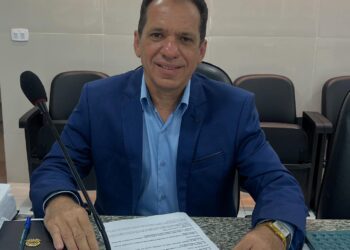 Vereador acusa abandono da população e critica prioridades da gestão Fredson