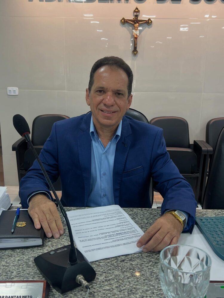 Vereador acusa abandono da população e critica prioridades da gestão Fredson