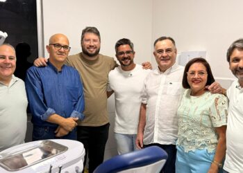 Prefeito Zeca Cavalcanti entrega sala de urgência odontológica e amplia cuidado com a população de Arcoverde