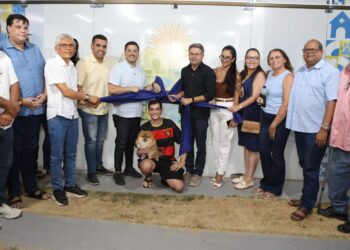 Afogados: Prefeitura entregou nova clínica veterinária à população