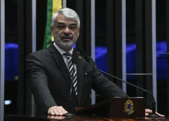 À CNN, Humberto diz que o PT fica com João Campos