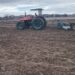 Prefeitura de Itapetim inicia aração de terra para os agricultores