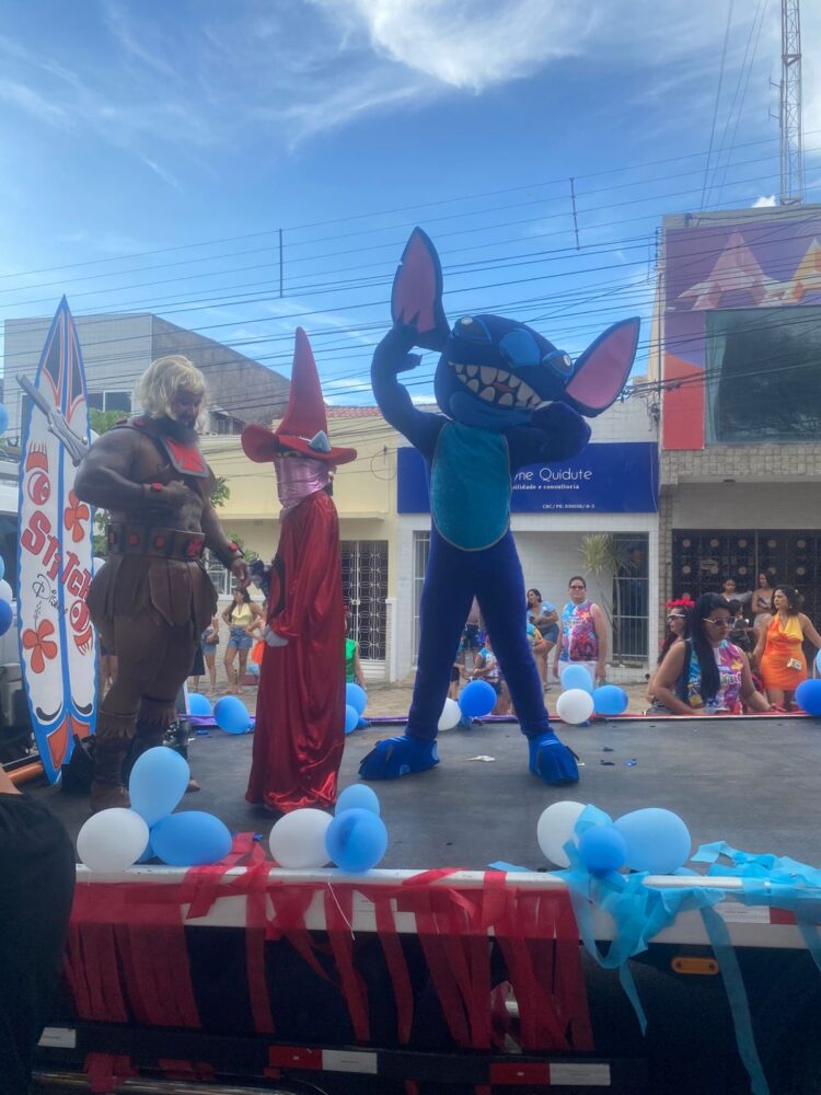 Confira imagens do Bloco Unidunitê de Afogados 2026