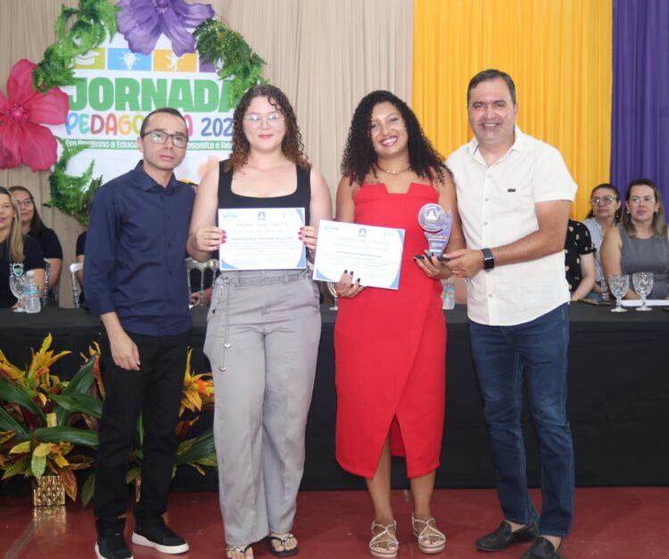 Brejinho abre Ano Letivo 2026 com seminário inspirador e entrega do Prêmio Professora Iracy de Matos