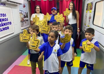 Trânsito: Prefeitura de Afogados e DETRAN promoveram ações educativas nas escolas