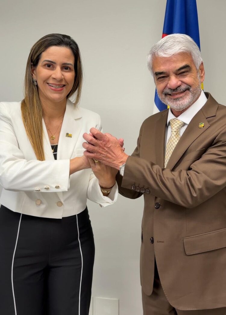 Prefeita de Itapetim Aline Karina cumpre agenda em Brasília e assegura recursos para o município