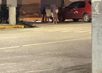 Colisão entre carro e moto é registrada no Centro de Afogados da Ingazeira