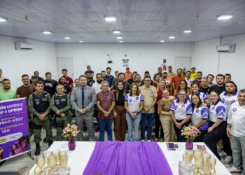 Palestra com promotor de justiça marca mais um dia de programação da Semana de Prevenção à Violência contra a Mulher em Itapetim