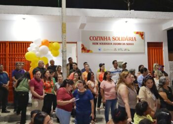 Prefeito Zeca Cavalcanti inaugura cozinha solidária com apoio de Raquel Lyra e garante 200 refeições por dia no Jardim da Serra