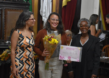 Thaynnara Queiroz leva o nome do Pajeú para o Brasil e recebe homenagem em Petrópolis-RJ