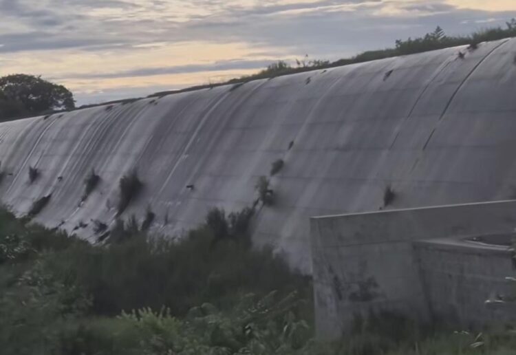 Barragem de Brotas começa a verter; confira fotos e vídeos exclusivos