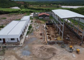 Brejinho: obra do abatedouro de animais atinge 70% de conclusão