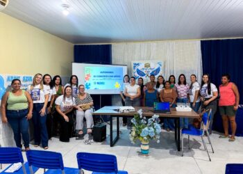 Abril Azul: Governo Municipal promove encontro de acolhimento e fortalecimento para mães atípicas em Flores